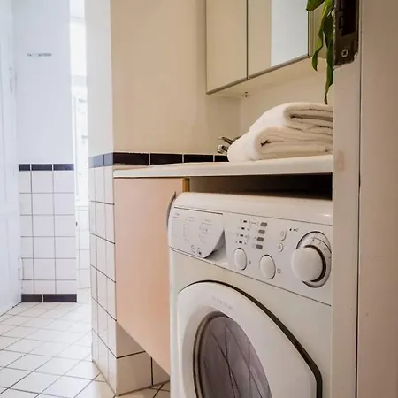 Beautiful 1-bedroom In Great Location! Apartment