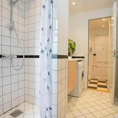 Beautiful 1-bedroom In Great Location!