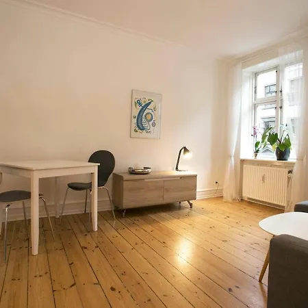 Apartment Beautiful 1-bedroom In Great Location!
